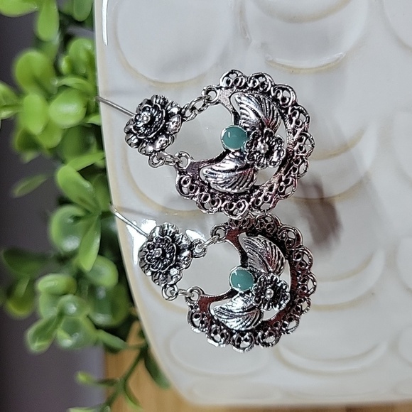 Feathers & Flowers Hinge Drop Earrings - Picture 7 of 8